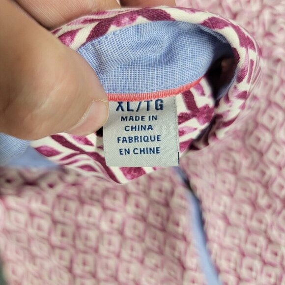 Tommy Bahama XL Button Front Red Geometric Print Silk Shirt Tropical Vacation - Picture 5 of 8